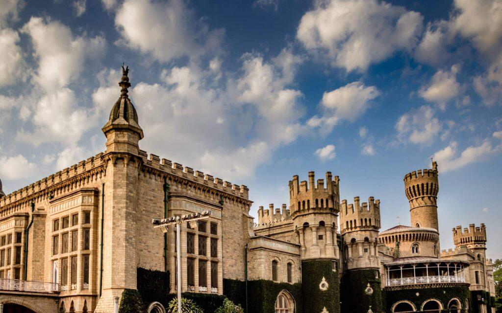 Bangalore Palace | Entry Fee, Visiting Timings & History Of Bangalore ...