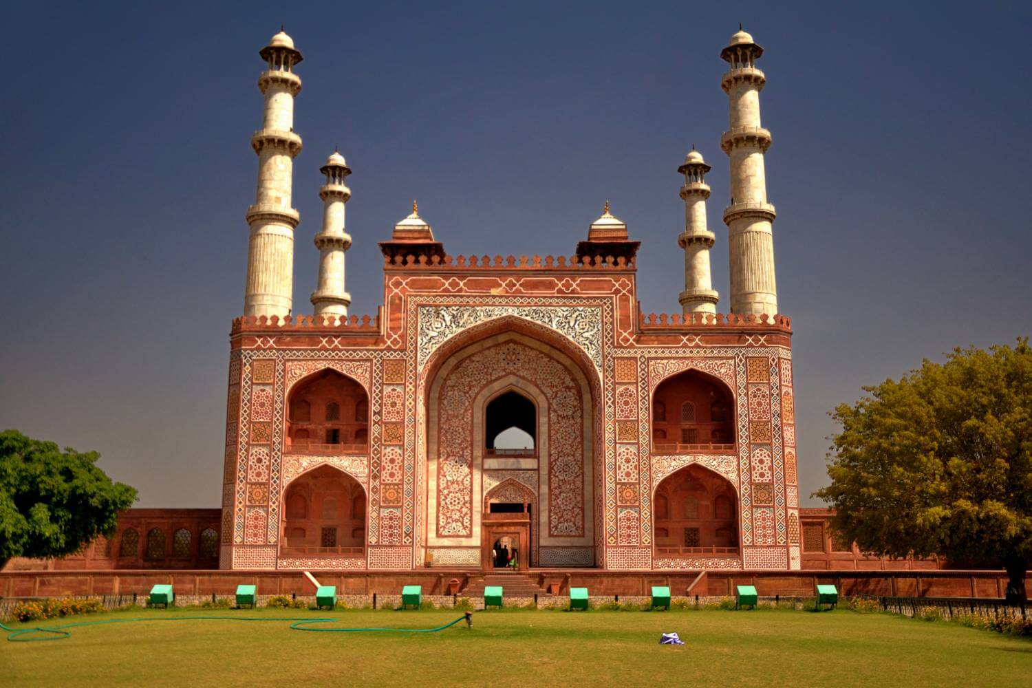 Akbar Tomb Sikandra Agra