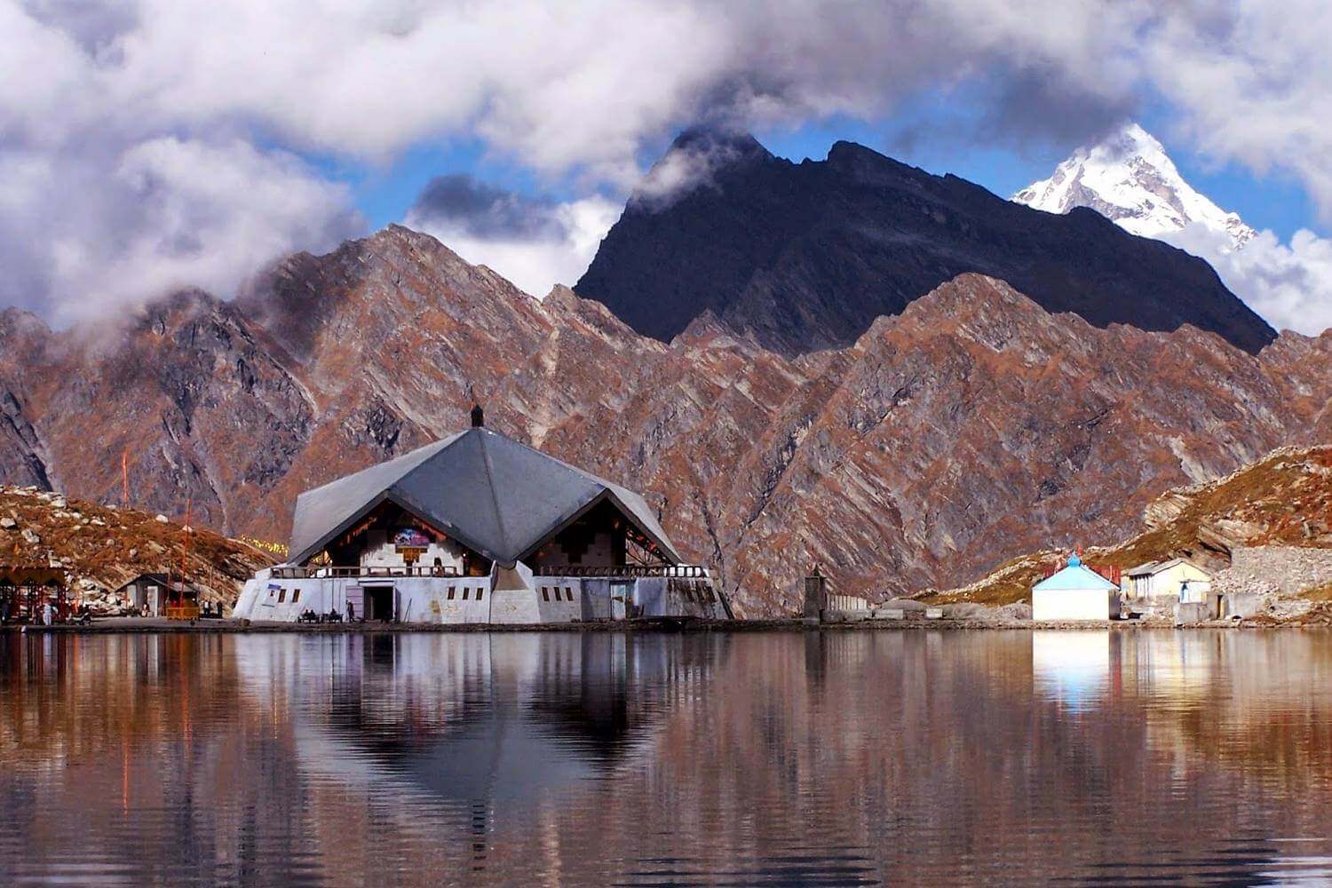 Gurudwara Hemkund Sahib