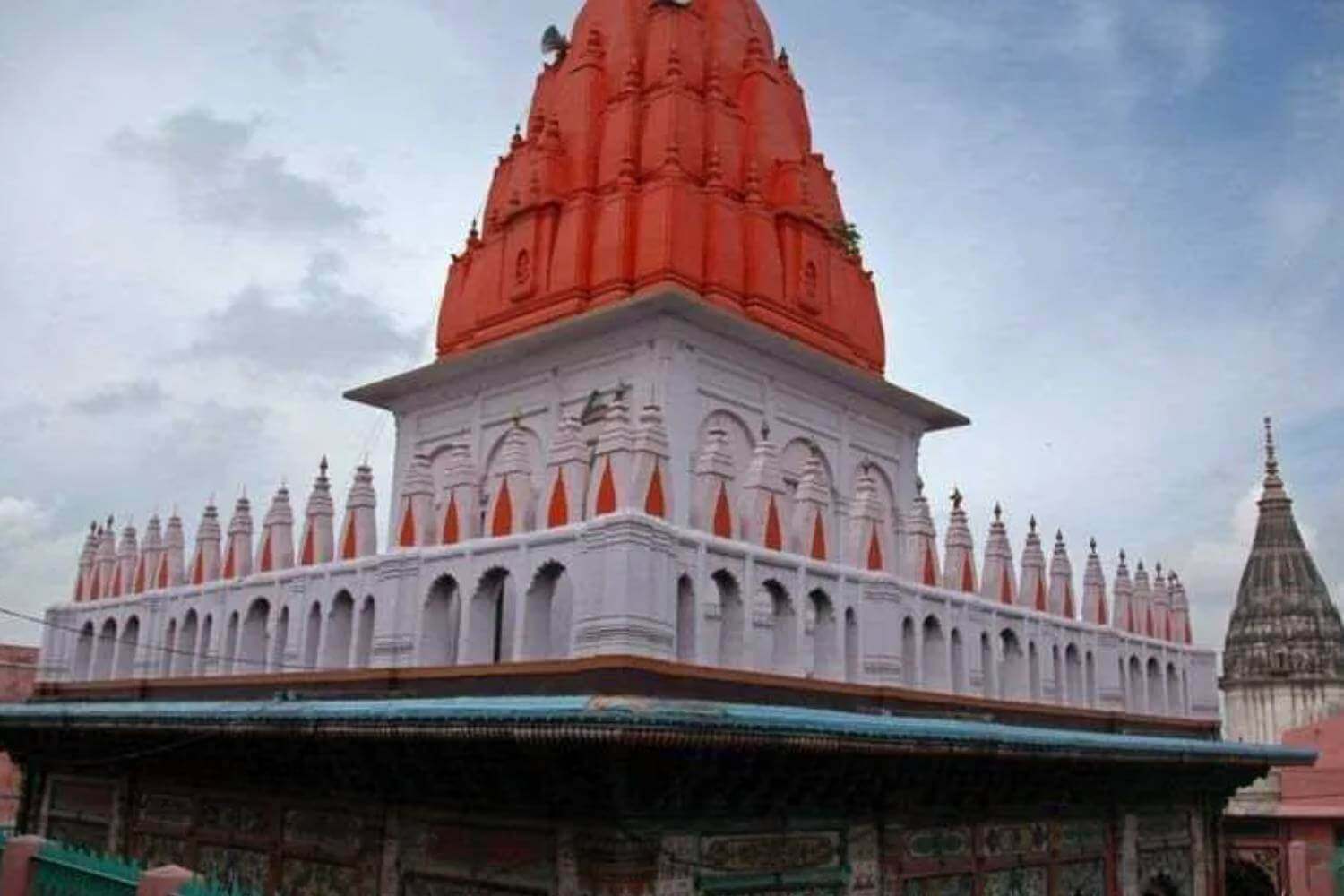 Ayodhya Tourism - Hanuman Garhi Ayodhya